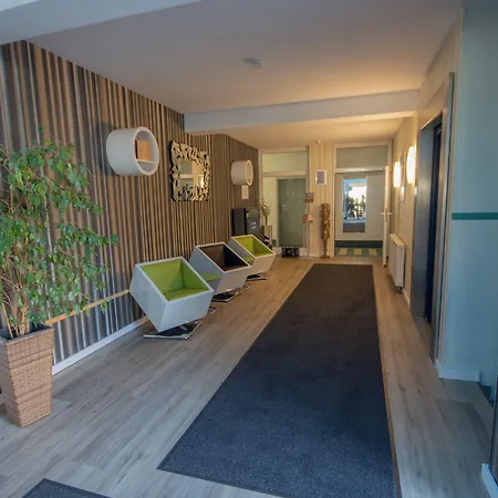 Check Inn Hotel Merseburg-2