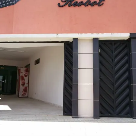 Hotel Reobot-2