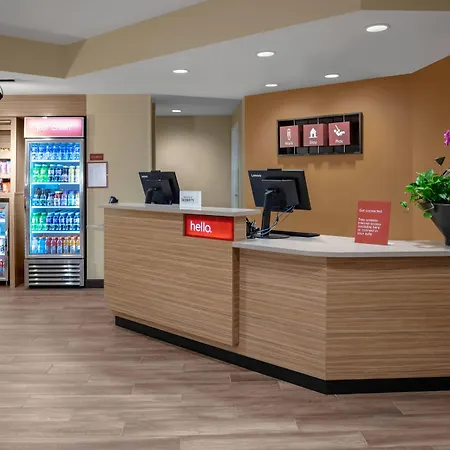 Towneplace Suites By Marriott Gainesville-2
