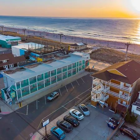 Boardwalk Sand & Surf Beach Hotel Oceanfront-2