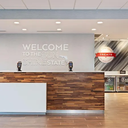 Hampton Inn & Suites Alachua I-75, Fl-2