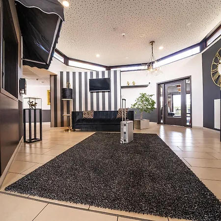 Hotel TiekZwei - Ihr Studiohotel-2