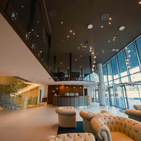 Life Hotel-2
