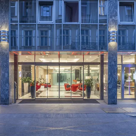 Silver Crown Hotel & Residence, Palace Quarter-3