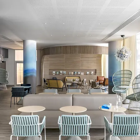 Okko Hotels Toulon Centre-3