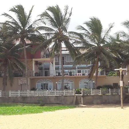 Oasis Beach Resort-2