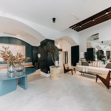 Soho Boutique Colon-3