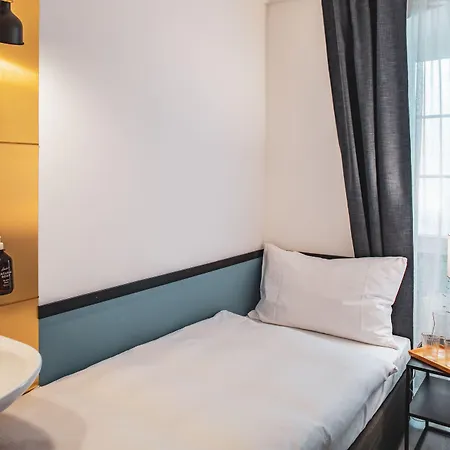 Pop Up Hotel Krone Zürich-3