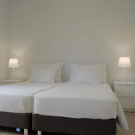 Apartamentos Turísticos Vitoria by Petit Hotels-3