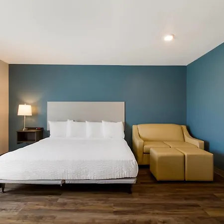 Woodspring Suites Panama City Beach-3