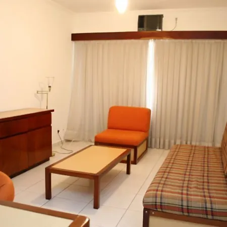 Residence Plaza Flat-3