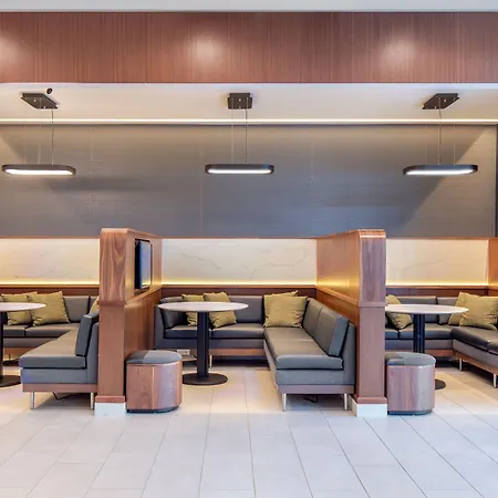 Courtyard By Marriott Conway-3