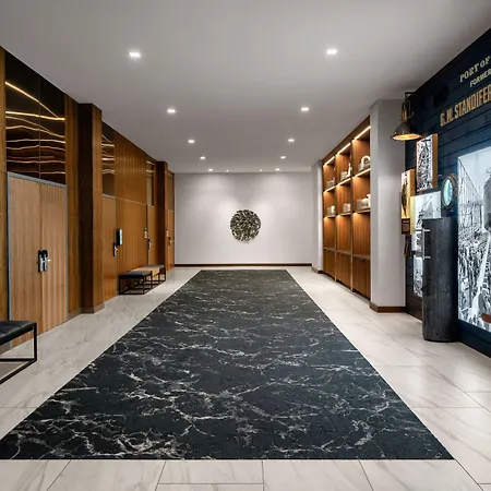 Ac Hotel By Marriott Vancouver Waterfront-2