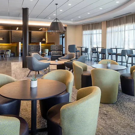 Courtyard By Marriott Petaluma Sonoma County-3