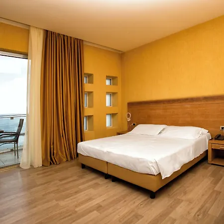 Grand Hotel Yachting Palace-2