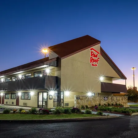 Travelodge By Wyndham Peoria-2
