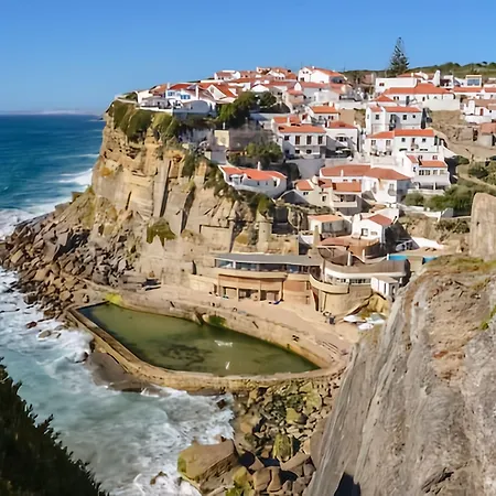Azenhas Do Mar Valley House-3