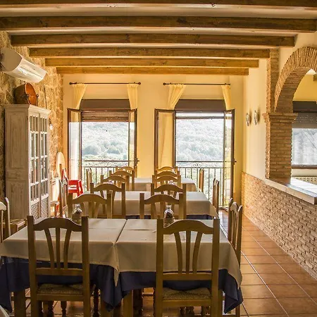 Casa Rural Fuente El Boticario-3