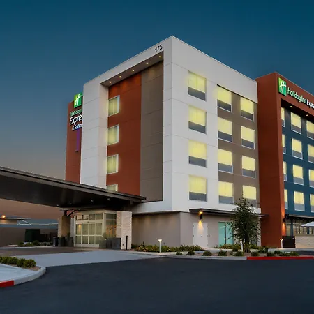 Holiday Inn Express & Suites - Las Vegas - E Tropicana By Ihg-3