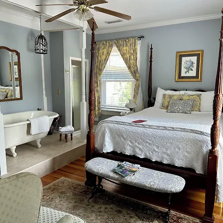 Red Rocker Inn-2