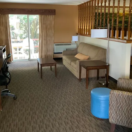 Days Inn By Wyndham Wauseon-2