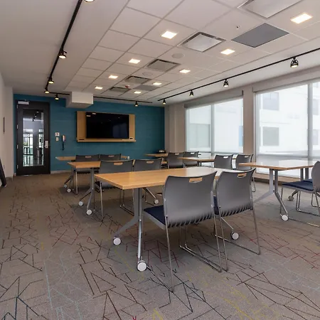 Aloft By Marriott St. Louis Cortex-3