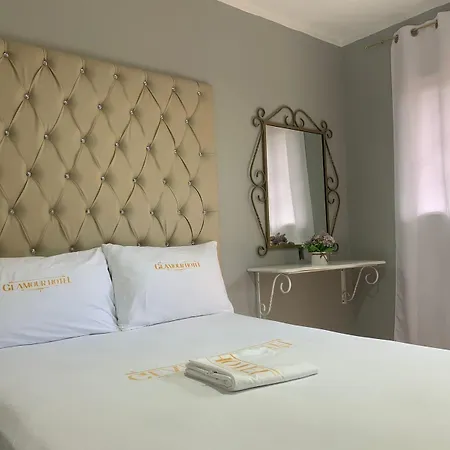 Glamour Hotel-3