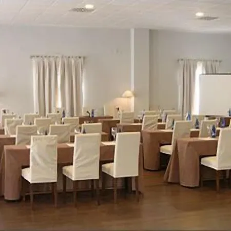 Hotel Maria Jimena-3
