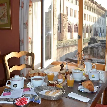 Hotel de Bourgogne-3