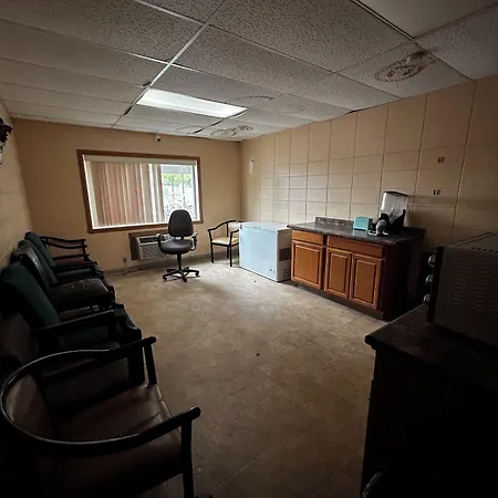 Grand Inn Motel-3