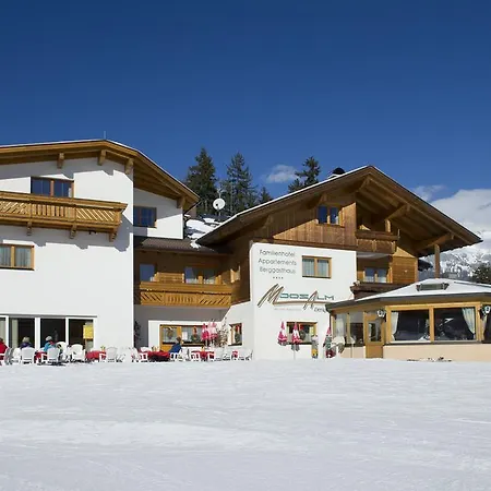 Familienhotel Moos-Alm-2