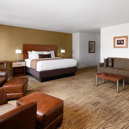 Best Western Discovery Inn-3