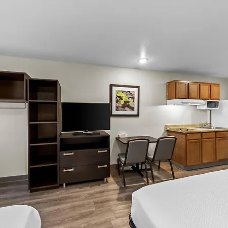 Woodspring Suites San Antonio South-3