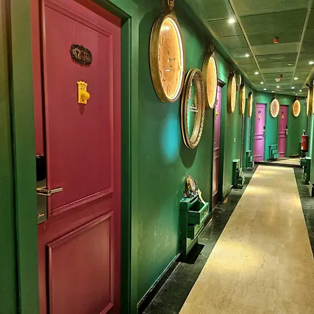Erase Un Hotel-3