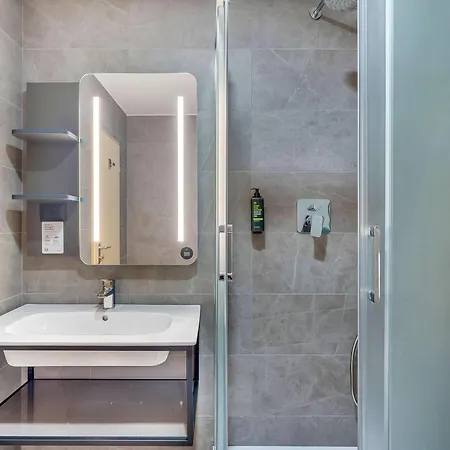 B&B HOTEL Milano Portello-3