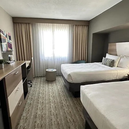 Best Western Plus Atlantic Beach Resort-2