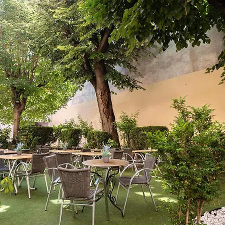 Hôtel Bristol, Le Puy-en-Velay-3