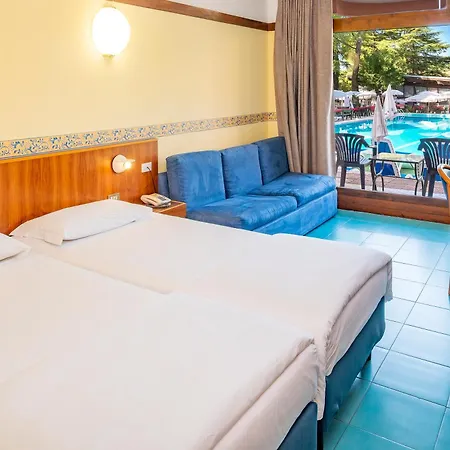 Hotel Royal-3