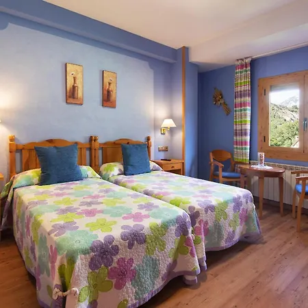 Hotel Cinca-3
