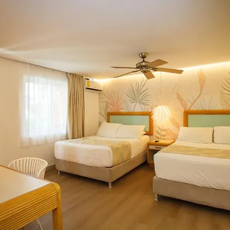 Hotel Cocoplum Beach-3