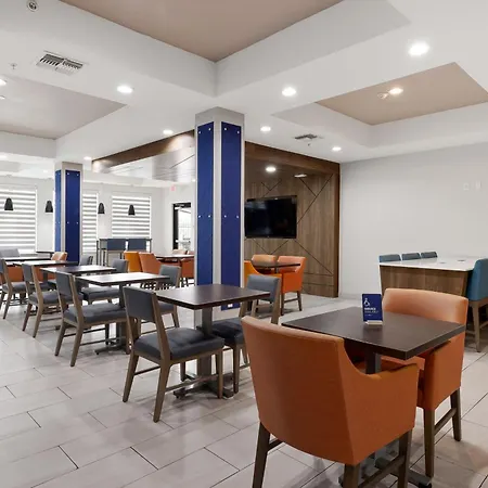 Holiday Inn Express Hotel And Suites Kingsville By Ihg-3