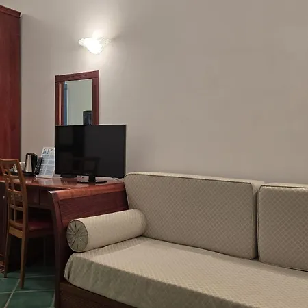 Hotel Pisacane-2