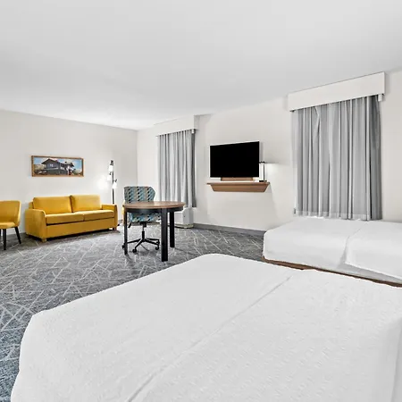 Hampton Inn & Suites Tifton-2