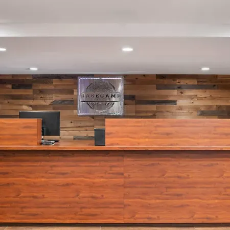Basecamp Puyallup A Travelodge By Wyndham-2