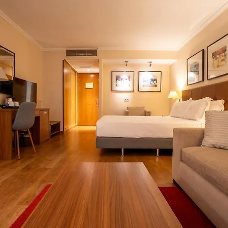 Aparto-Hotel Rosales-2