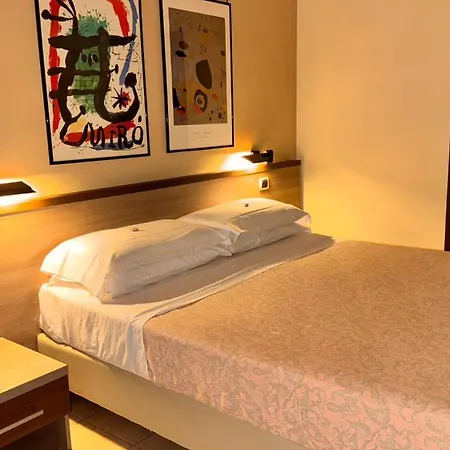 Hotel Armando' S-3