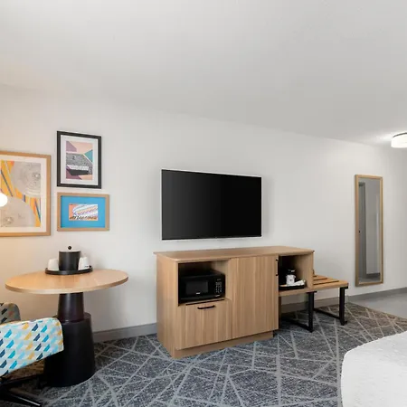 Hampton Inn & Suites New Castle, Pa-2