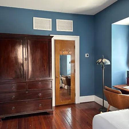 Barksdale House Inn-3