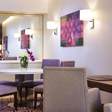 Mercure Dubai Barsha Heights Hotel Suites And Apartments-3