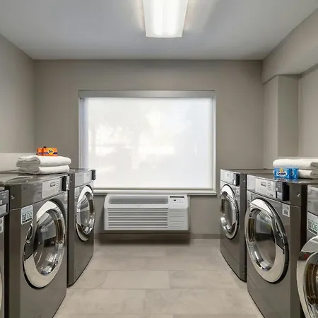 Towneplace Suites By Marriott Charlotte Loso Airport-3